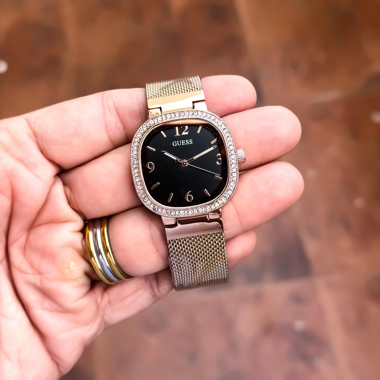 GUESS Ladies Rose Black Watch