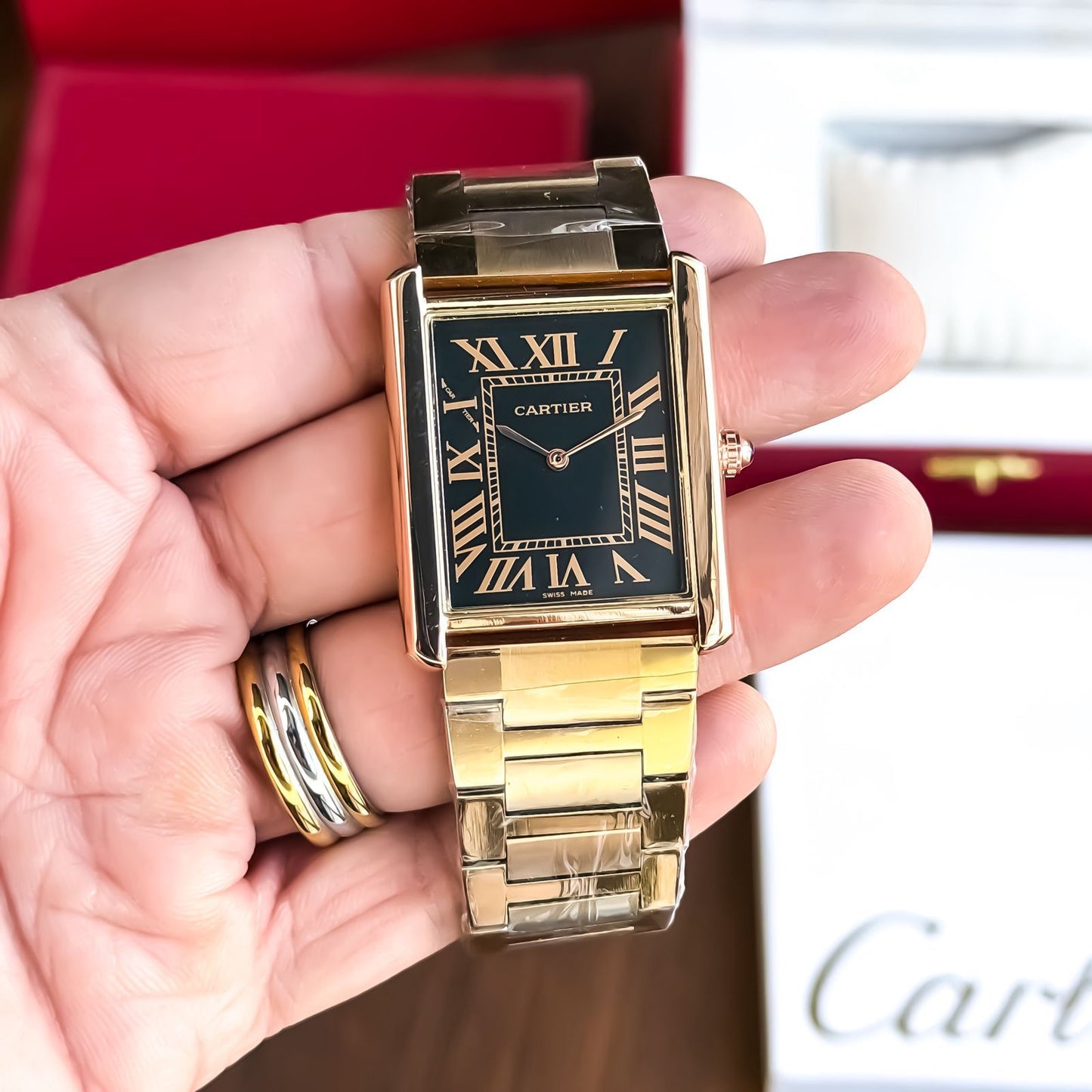 ROSEGOLD WITH BLACK DAIL